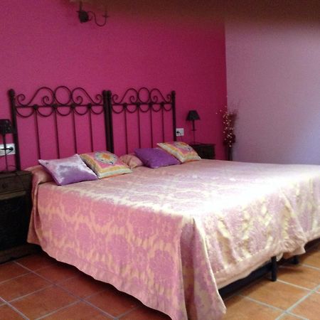 Hostal Camino Del Perdon Uterga Ngoại thất bức ảnh