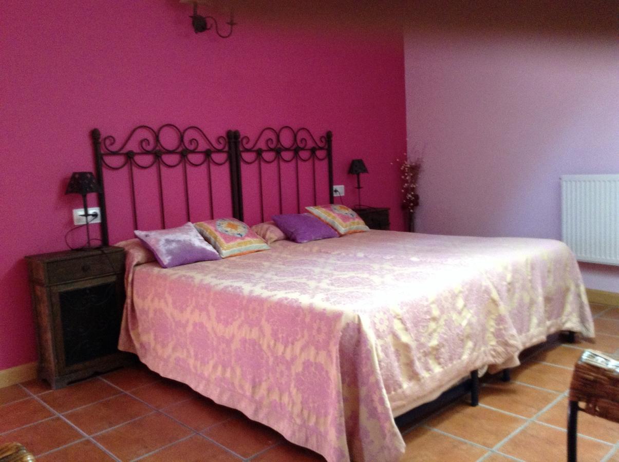 Hostal Camino Del Perdon Uterga Ngoại thất bức ảnh