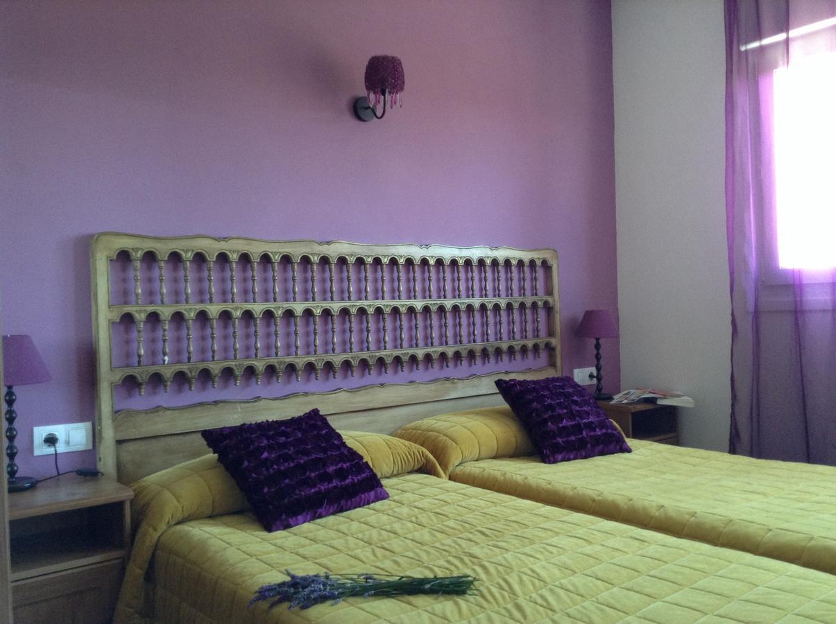 Hostal Camino Del Perdon Uterga Ngoại thất bức ảnh
