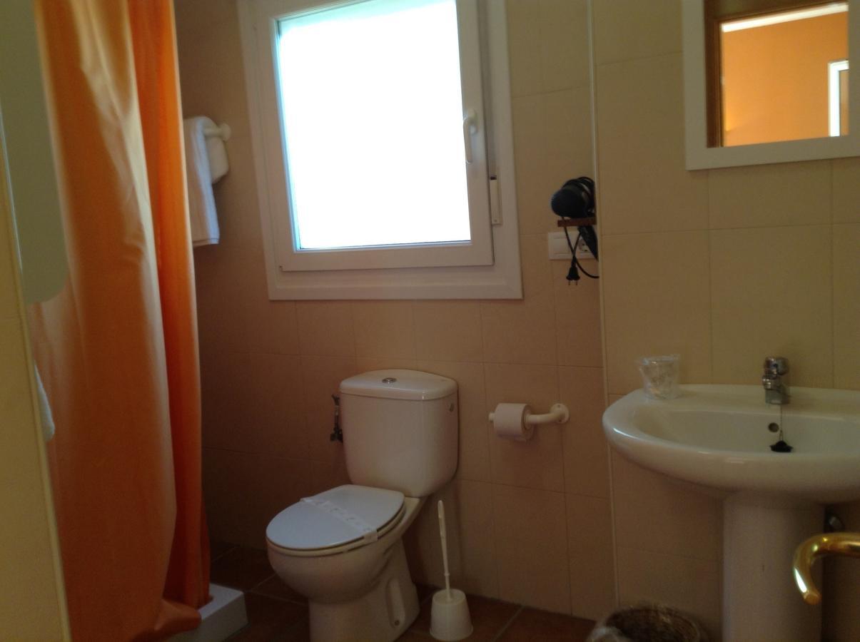 Hostal Camino Del Perdon Uterga Ngoại thất bức ảnh