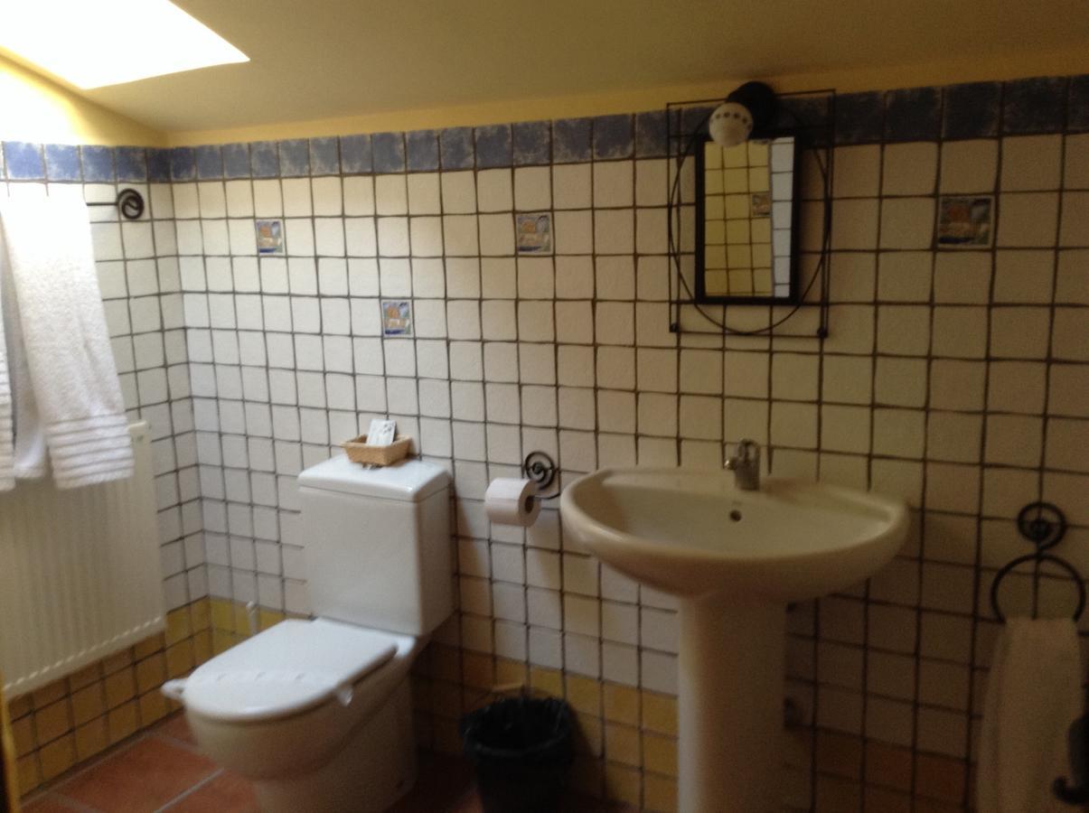 Hostal Camino Del Perdon Uterga Ngoại thất bức ảnh